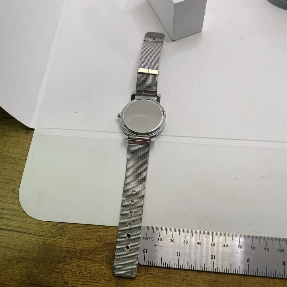 Geneva Platinum New Womens Silver Quartz Fashion Watch Works New Battery